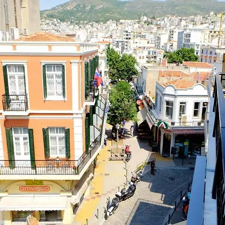 Central * Kavala